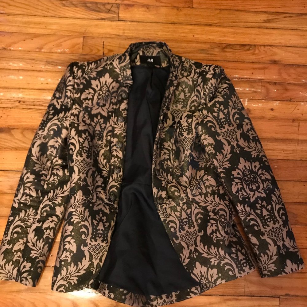 H&M Patterned Blazer!
